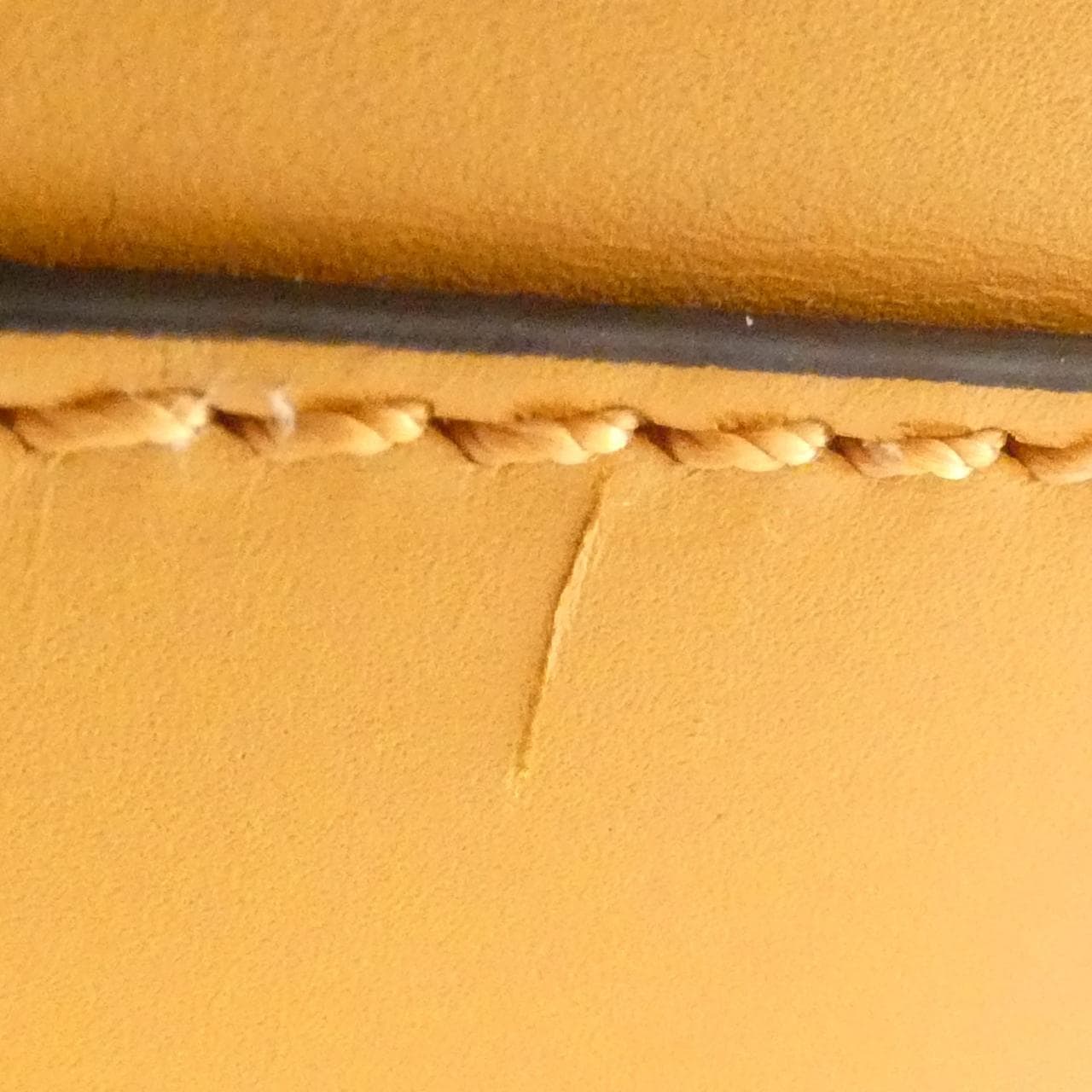 フェンディ ピーカブー 写真5