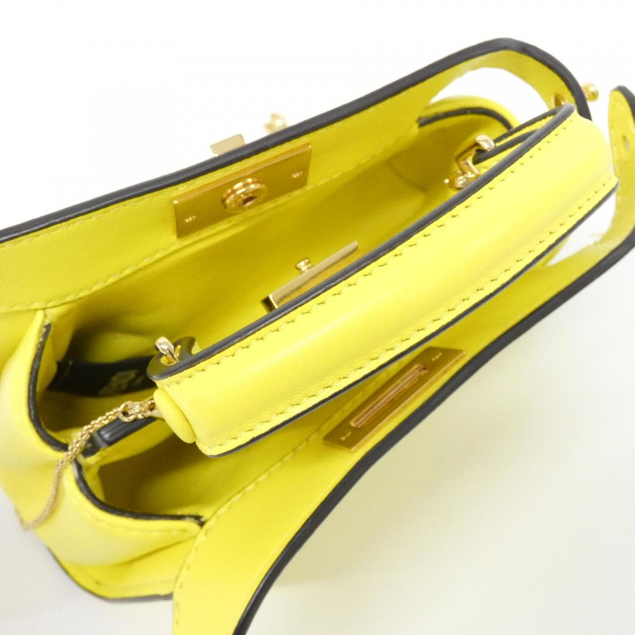 フェンディ ピーカブー 写真7