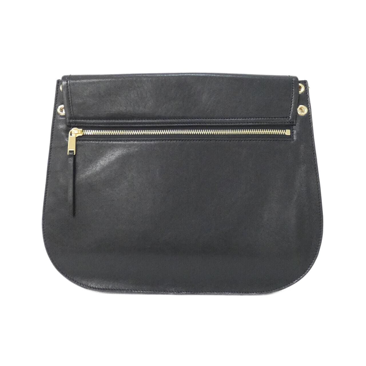 セリーヌ トリオンフ 写真2