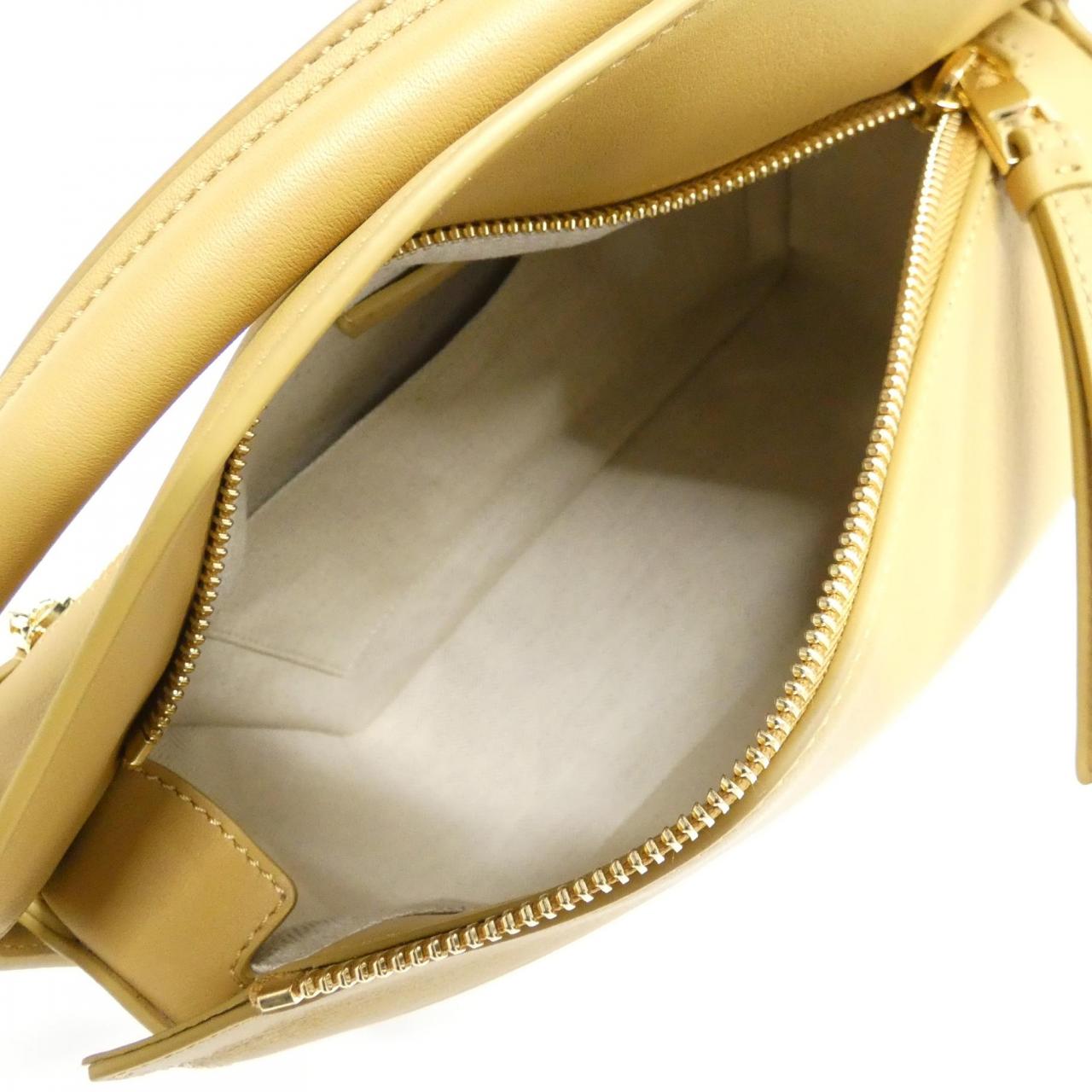 ロエベ パズル 写真8