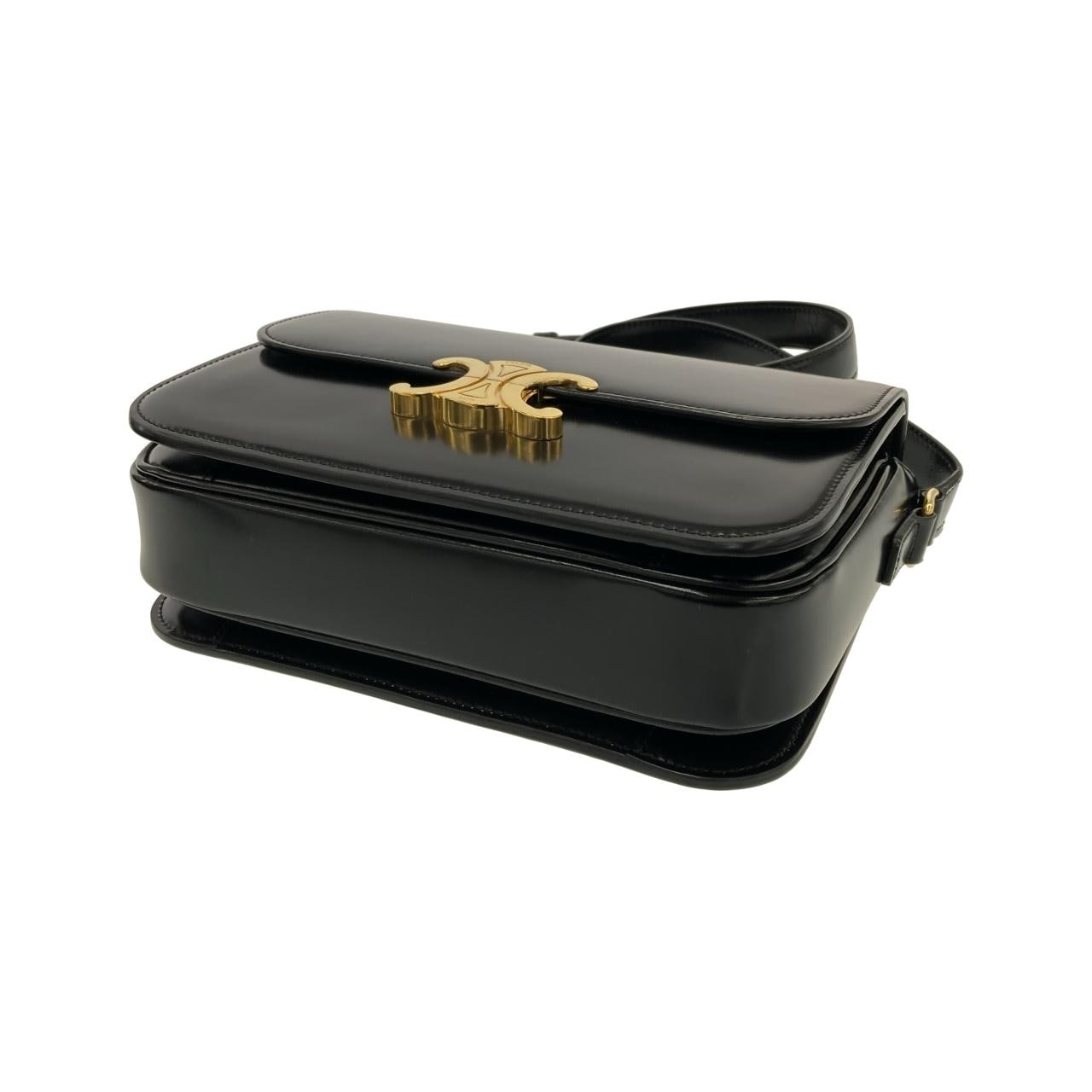 セリーヌ トリオンフ 写真3