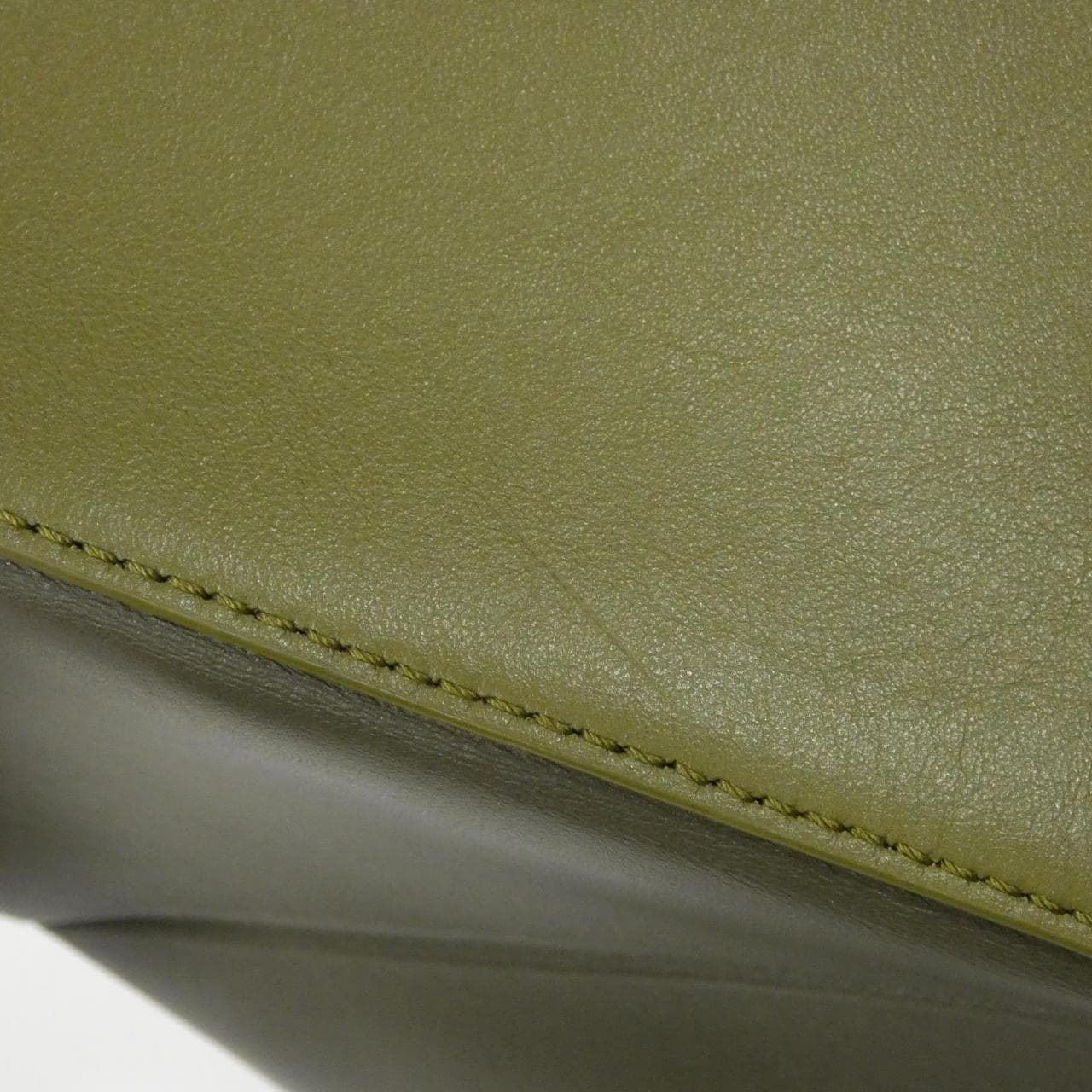 ロエベ パズル 写真6