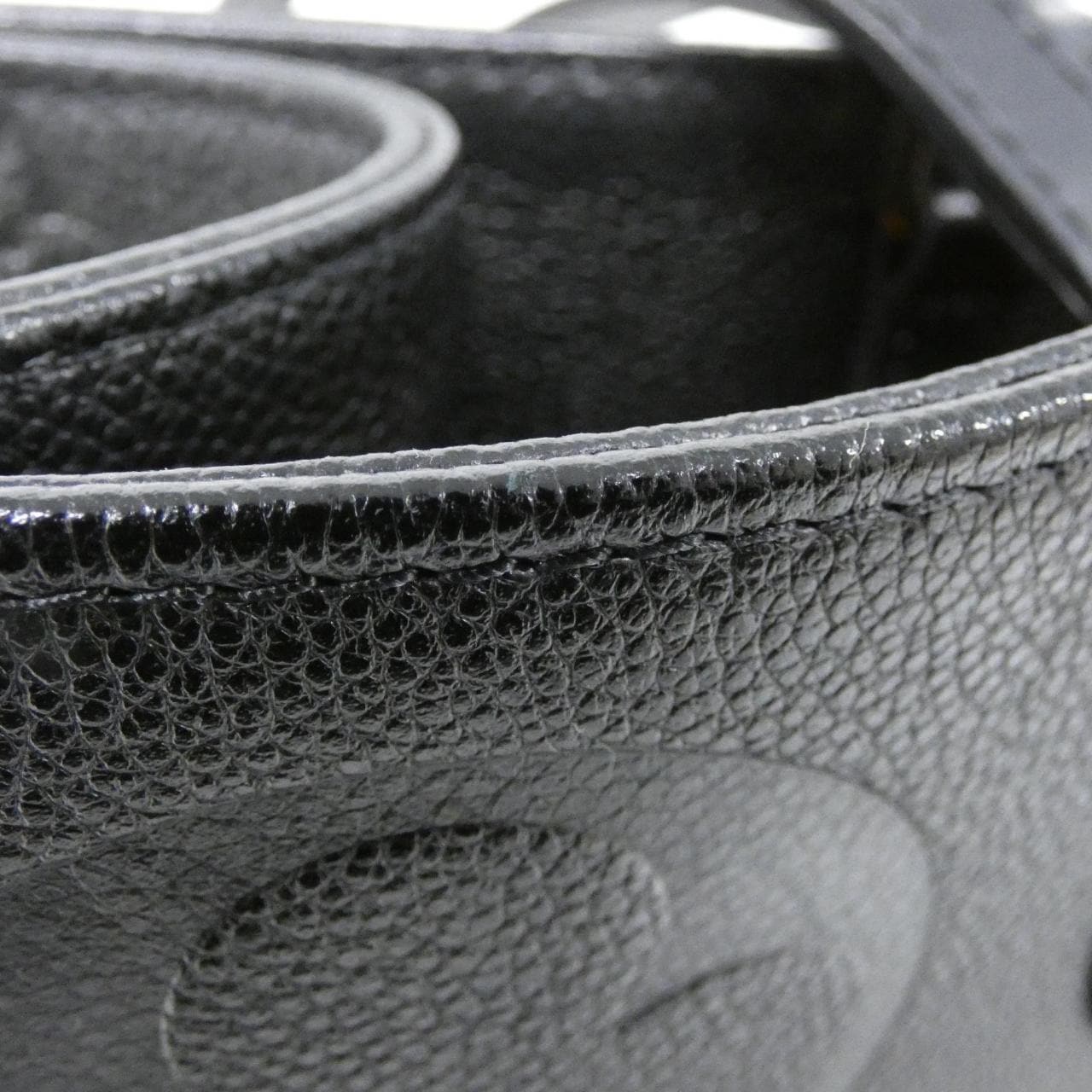 ルイ・ヴィトン オンザゴー 写真4