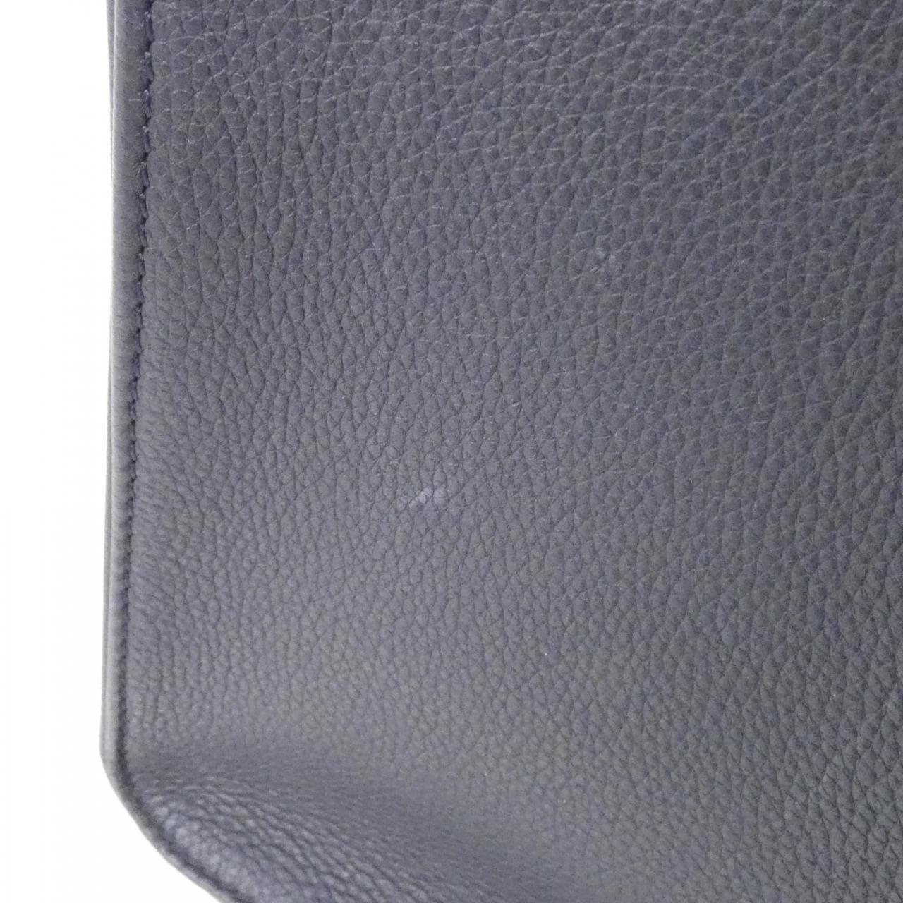 ルイ・ヴィトン オンザゴー 写真5