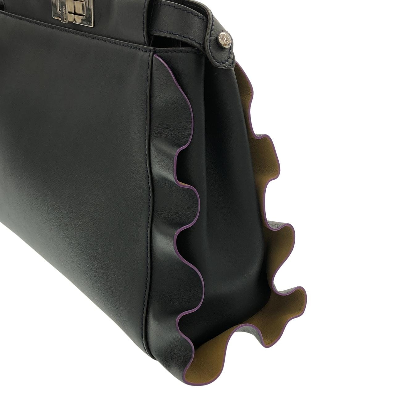 フェンディ ピーカブー 写真3