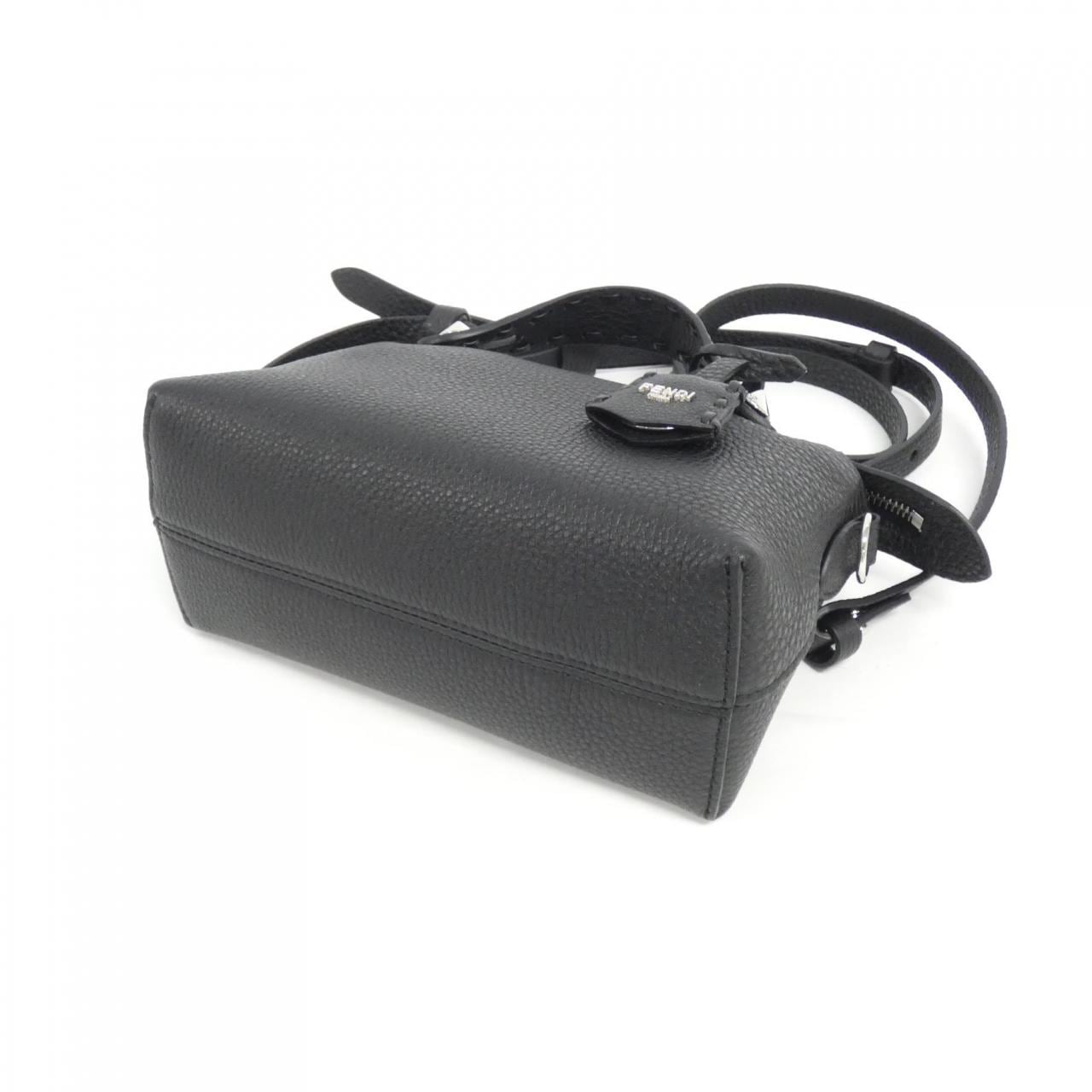 フェンディ バイザウェイ 写真2