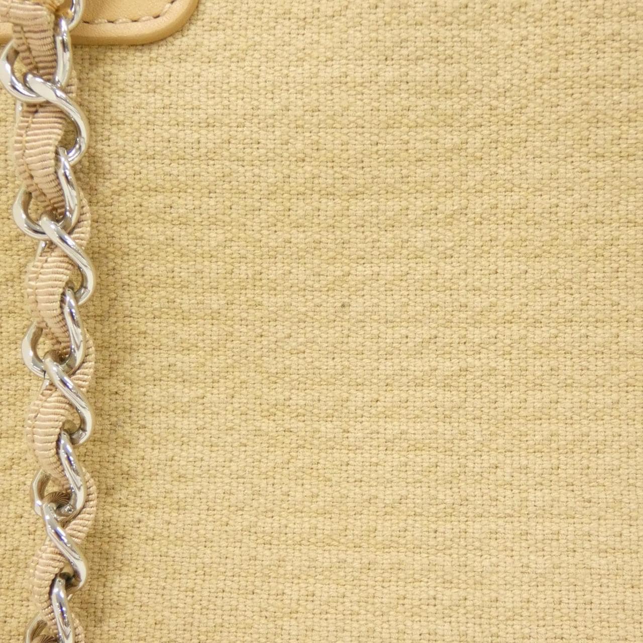 シャネル ドーヴィル 写真5