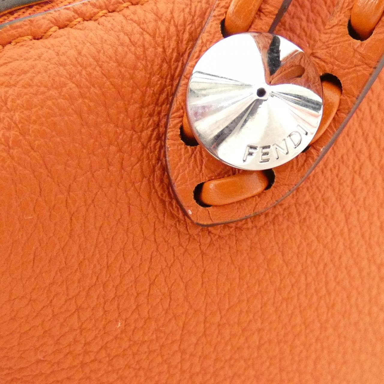 フェンディ バイザウェイ 写真3