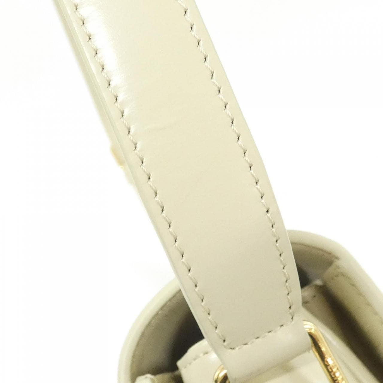 セリーヌ トリオンフ 写真4