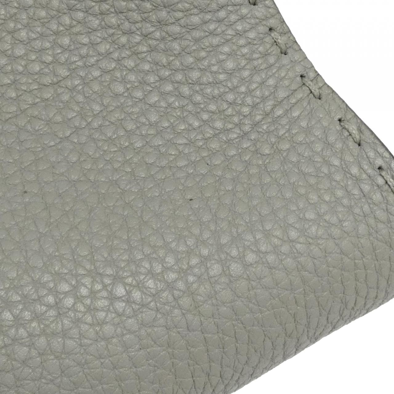 フェンディ ピーカブー 写真4