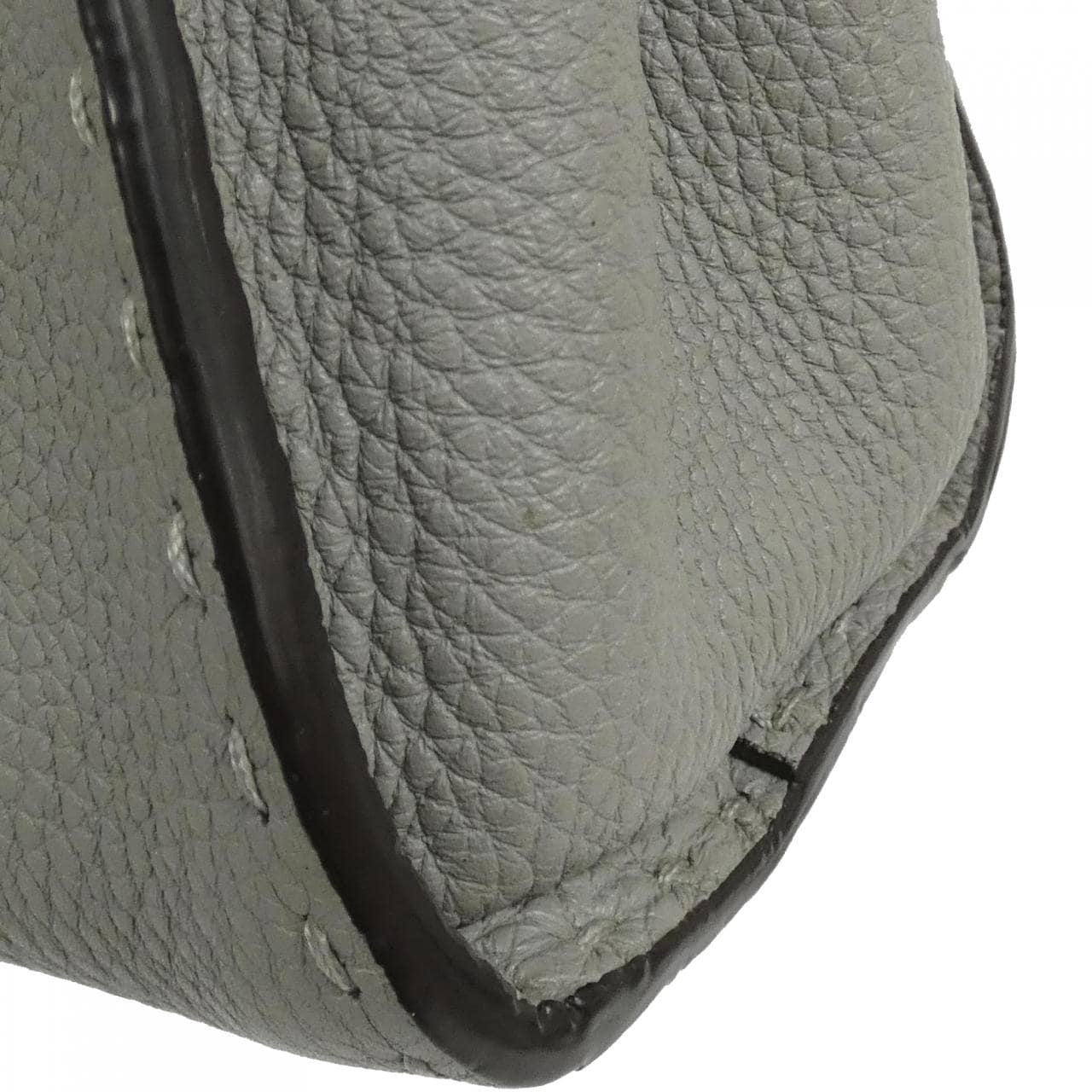 フェンディ ピーカブー 写真5