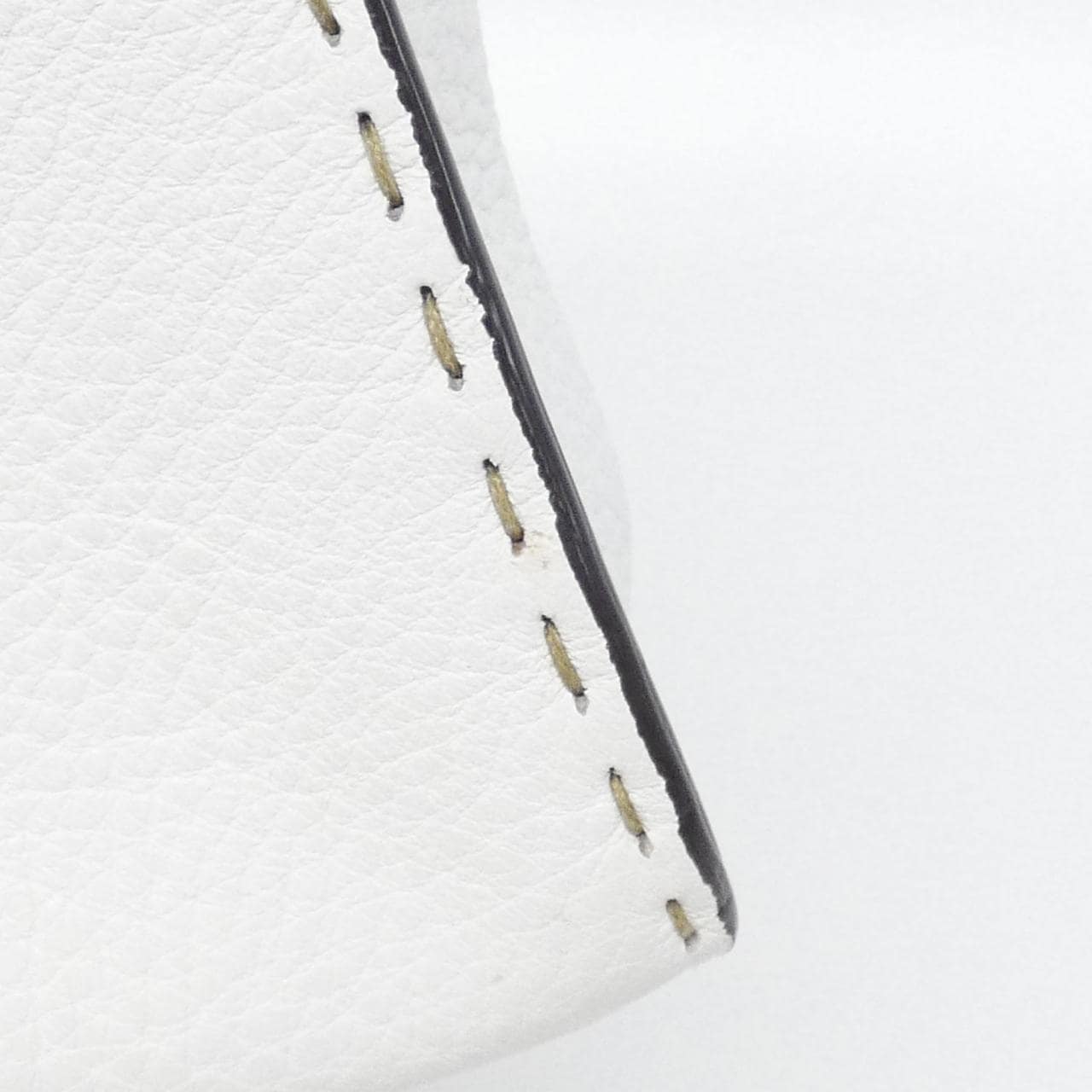 フェンディ ピーカブー 写真6