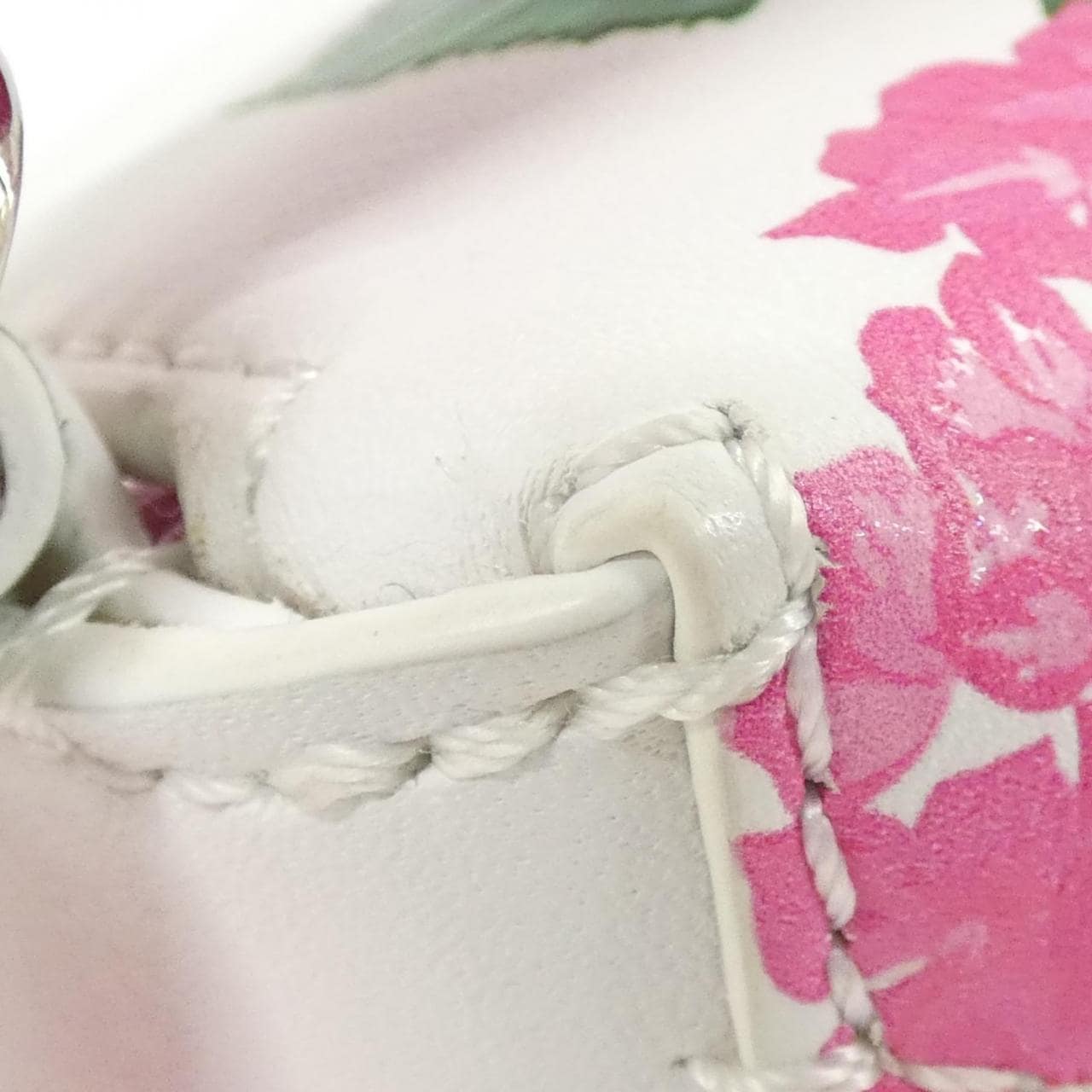 ロエベ パズル 写真7