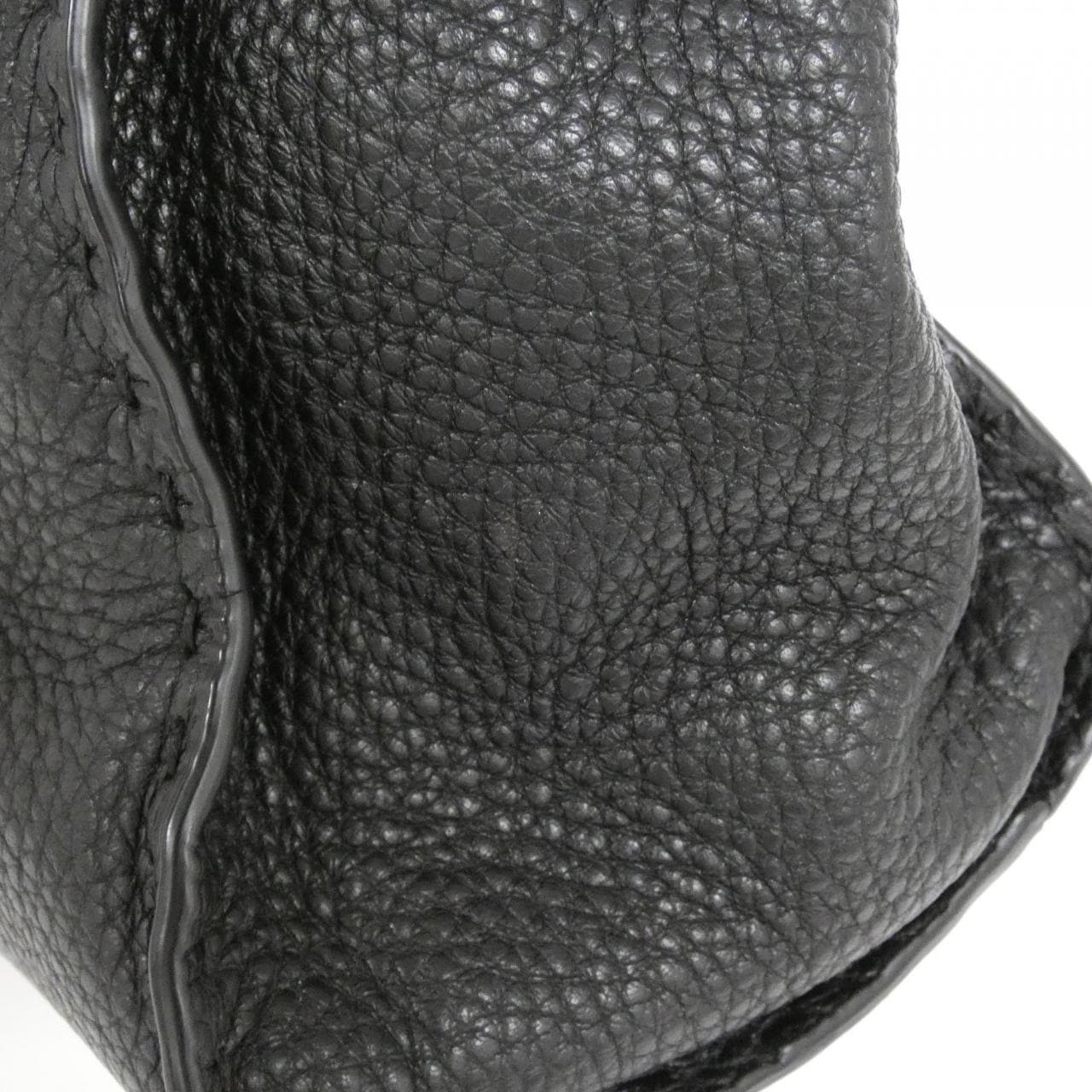 フェンディ ピーカブー 写真4