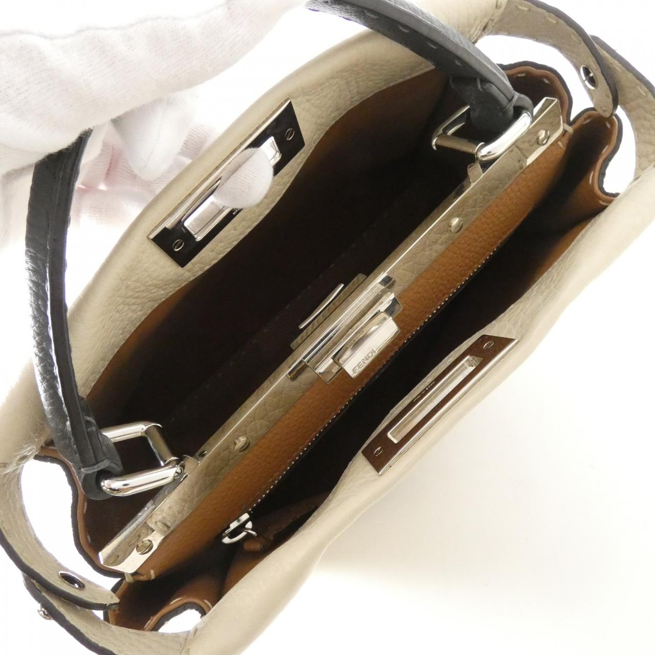 フェンディ ピーカブー 写真5