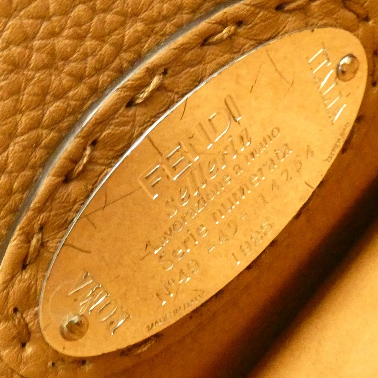 フェンディ ピーカブー 写真6