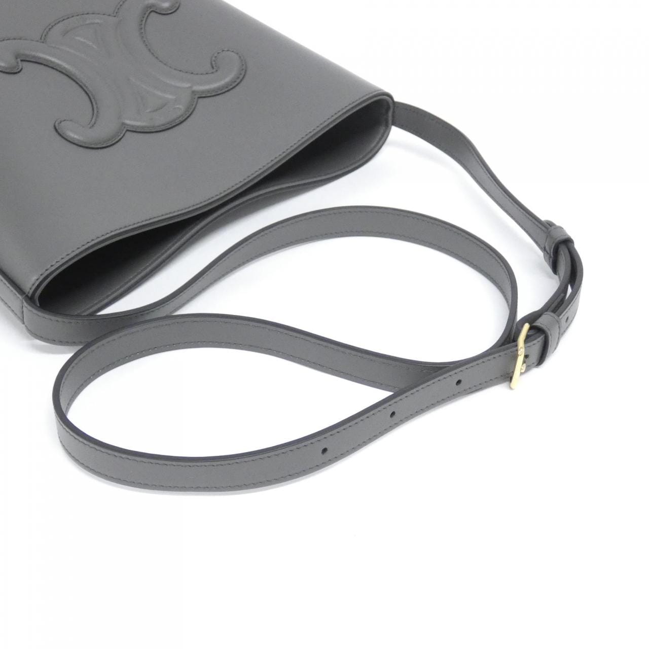 セリーヌ トリオンフ 写真5